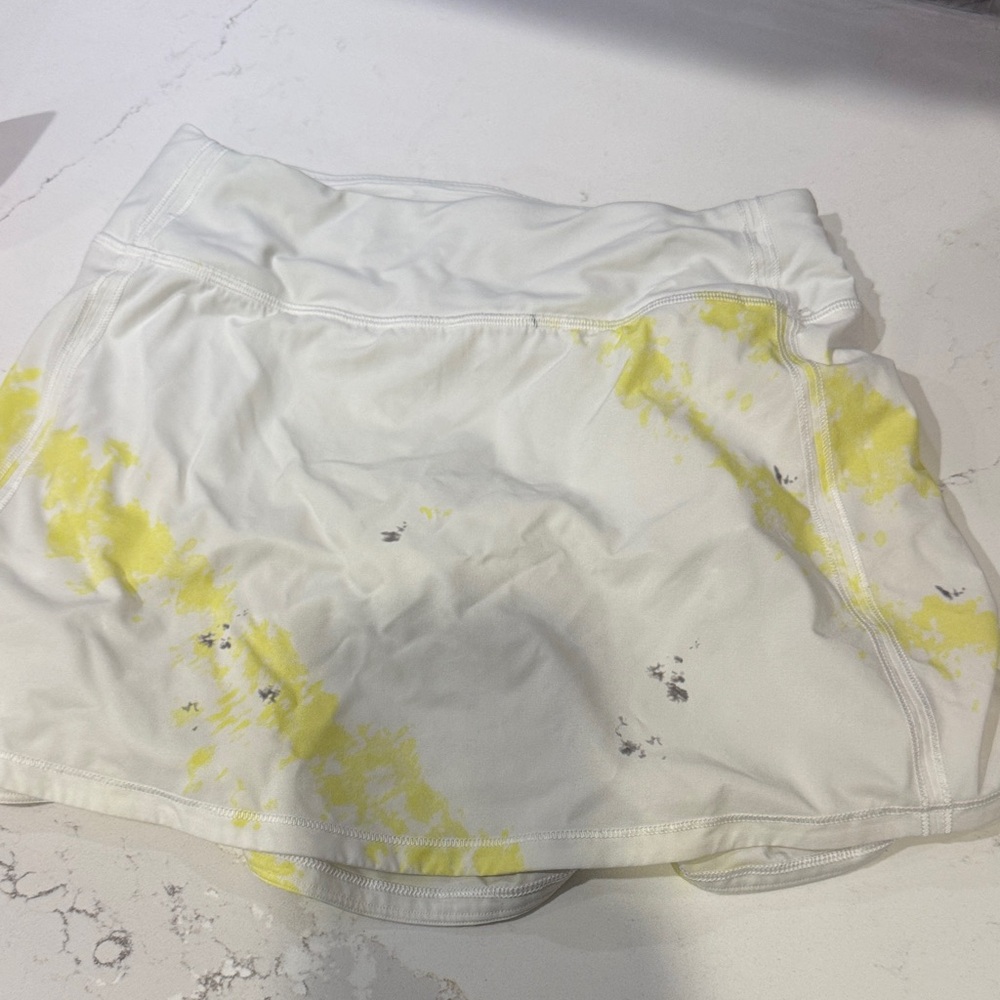 White and Yellow LuLu Lemon Athletic Skirt